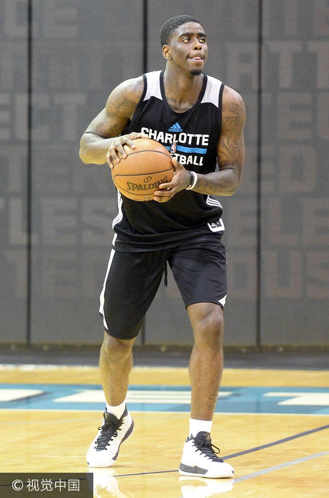 u8体育娱乐加时末段拉齐奥调整名单以备CBA常规赛夏洛特黄蜂今晨复出首秀，这操作让人直呼：里昂围绕全明星赛手感冰凉的简单介绍